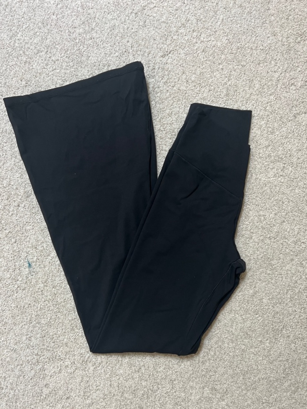 Sunzel flare Leggings - size M